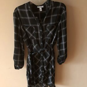 Black and white blouse